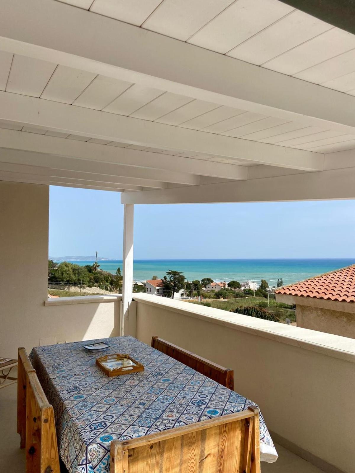 Vila La Terrazza Di Nonna Maria Realmonte Exteriér fotografie